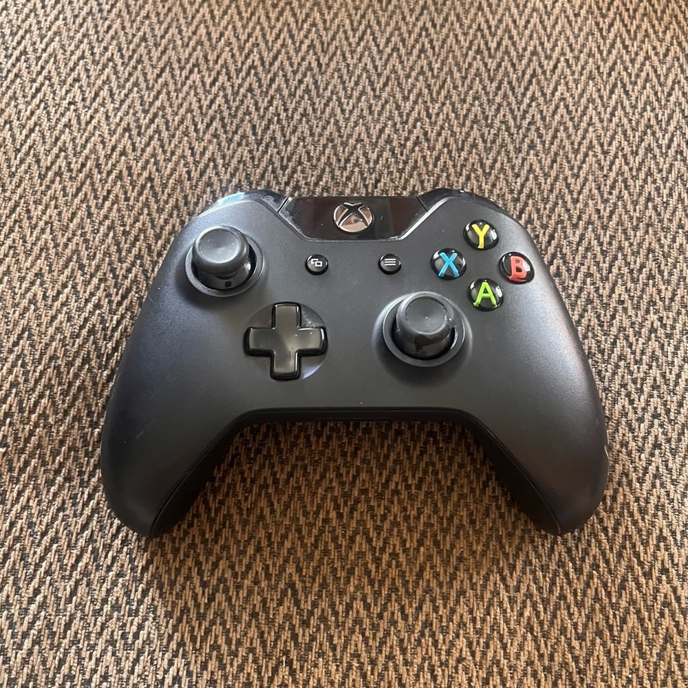 Genuine Microsoft XBOX ONE wireless controller Black Model 1697